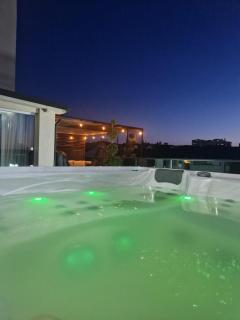 GAVAS Jacuzzi & Panoramic View - Cluj-Napoca - 0