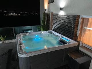 GAVAS Jacuzzi & Panoramic View - Cluj-Napoca - 4