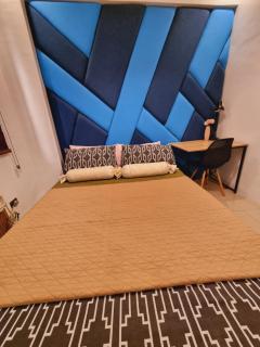 Modern Minimalist Condo near Airport - Manila - 1
