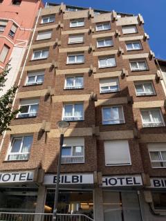Hotel Bilbi - Bilbao - 9