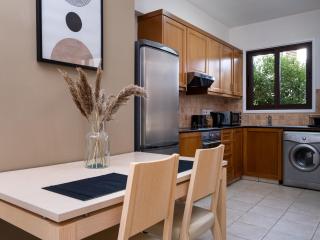 Cute & Cozy Mazotos 1bed Getaway - 4