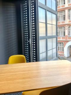 Studio Apartment by Hi5- Rottenbiller Apartment - 1