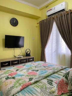 Apartemen Studio Mewah Daily Rent Green Pramuka City Jakarta - Giacarta - 7