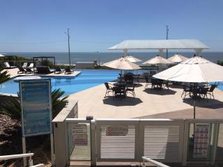 Apartamento Home Club Cond Bali Beach perto Beto Carrero - 8