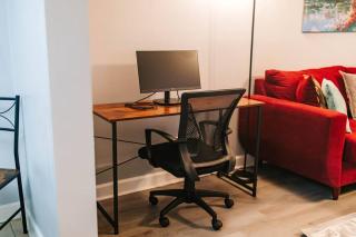 Cozy 3-Bed Athens Getaway, Right Near UGA! - Athens - 1