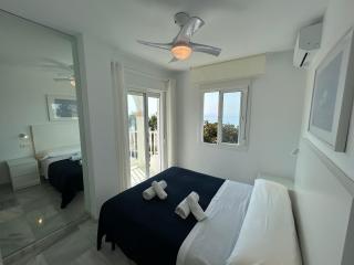 Apartamento en Primera Línea de Playa - Torrox - 1