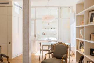 Veeve - Alabaster Bright - Paris - 1