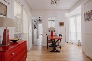 Veeve - Mid-century Mystique - París - 1
