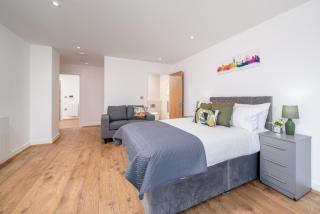 Skyvillion - London River Thames Top Floor Apartments by Woolwich Ferry, Mins to London ExCel, O2 Arena , London City Airport with Parking - Londen - 8