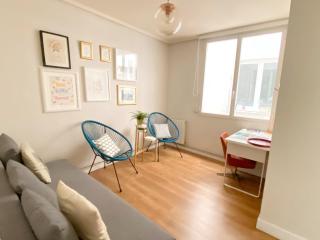 Bilbao Old Town 2 bedrooms 4 guests-Bilbao Casco Viejo 2 dormitorios 4 huéspedes EBI-306 - Bilbao - 1
