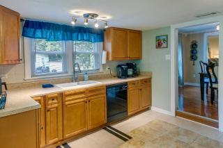 Waycross Vacation Rental with Private Backyard! - Waycross - 9