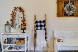 Charming Gravois Mills Escape with Private Backyard! - Gravois Mills - 3