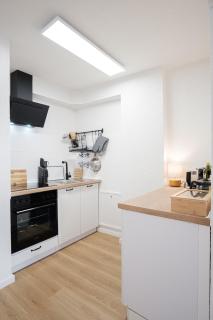 NEU / Design / Altstadt / Küche / NETFLIX - 5