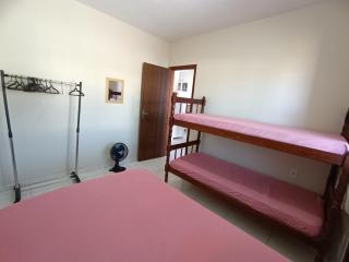 Excelente casa na praia em Matinhos PR. 600 metros da praia. - Matinhos - 2