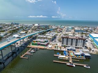 Harbour House at the Inn Unit 213 condo - Fort Myers Beach - 5