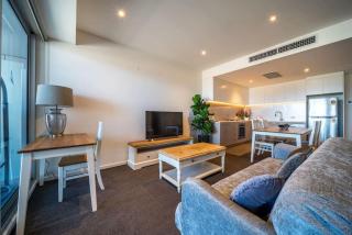 Divinity on Morphett - Adelaide - 6