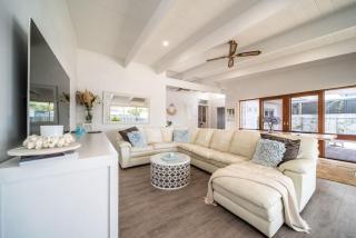 Summer Breeze on Cliff St - 9