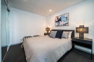 Onyx on North Tce CBD Penthouse Pool Parking - 2