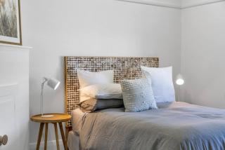 THE OSLO on Broadway with Pool Villa 1 - 8