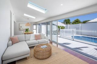 THE OSLO on Broadway with Pool Villa 1 - 1