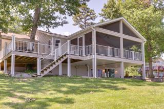 Dock and Hot Tub Lakefront Camdenton Haven! - Camdenton - 9