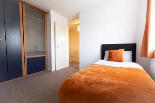 Ideal home with private parking for contractors & groups - Birmingham - 3