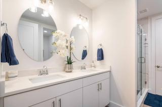 10 Star Luxury Beach Condo-Anchor Oasis - 4