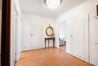 KEN 54 2-Bedroom Apartment - Warsaw - 4