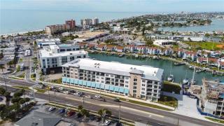 10 Star Luxury Beach Condo-Anchor Oasis - St. Pete Beach - 8