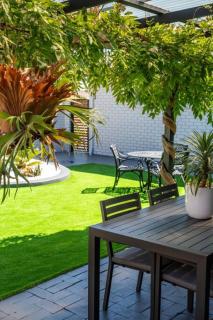 La Brisa - Waterfront Retreat between Lake & Coast - 2