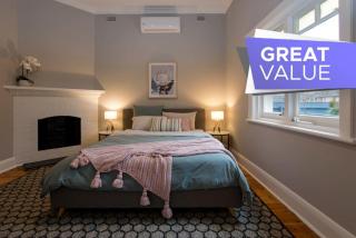 Morris and Eaton Cottages - 3BR WiFi Parking - 9