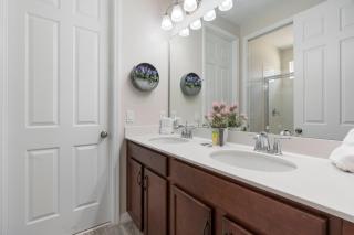 Luxury 9Bdrm at SolaraPoolGameRoomMovie Theater - Kissimmee - 3
