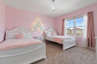 Amazing 7Bdrms5.5BathPoolGame Room At Solterra - Davenport - 2