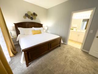 Amazing 4 bedrooms and 3 baths 2 miles from Disney - 6