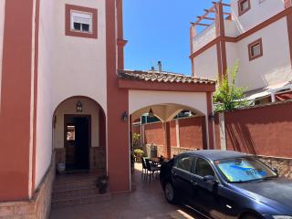 Casa con piscina cerca de Sevilla - Sevilha - 0