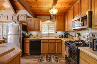 Furnished Deck High Sierra Cabin in Twain Harte! - 3