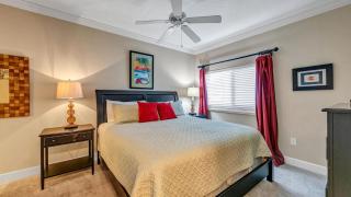 Harbor Landing 203B - Spacious Condo with views of the Harbor and Gulf - 5