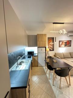 DeLux Apartment (by Mishel) - Durrës - 8