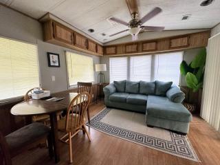 15 min to Disney World, Self-check-in, Full Kitchen - 6