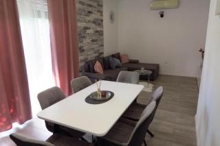 Apartments with a parking space Sinj, Zagora - 21628 - Sinj (Signo) - 1