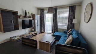 E2 Luxury OldTown Apt - 2x Parking, Foodstore, PCscreen, Netflix, Unlimited Music, Crib, BabyChair, FastWifi, Aircon - Košice - 2