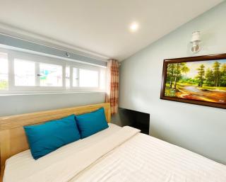 1996 Da Lat Hotel - 2