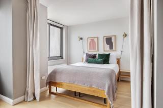 Tribeca Studio w Great views Indoor pool NYC-109 - 1