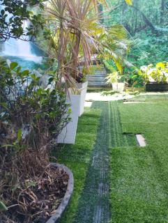Inap Idaman 6 Queen Bed Near HUSM - 9