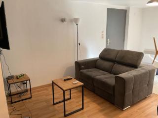 Appartement indépendant - - 1