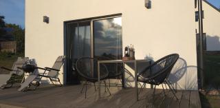 Domki Ostoja I nad Jeziorem z Kominkiem i Łódką - 1