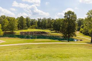 Holiday Inn Express & Suites Batesville by IHG - Batesville - 1
