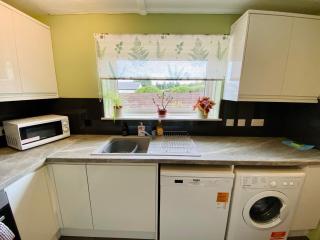 cosy town bungalow - 3