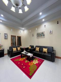 Guesthouse Eldys Jogja - Gondowulung - 2