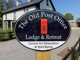 The Old Post Office Lodge - Enniskillen - 8